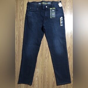Lee Extreme Motion MVP Denim Jeans Size 36 Straight Fit Dark Wash Blue NWT